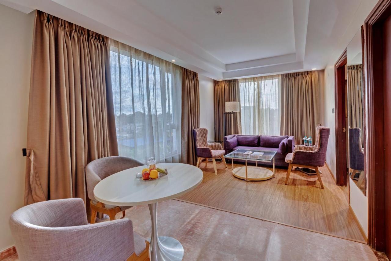 The Fern Residency Hubballi Екстер'єр фото